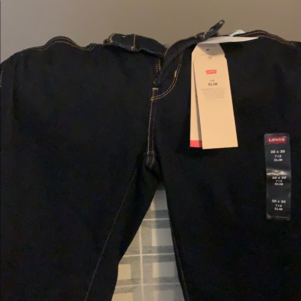 Women’s Levi Jeans